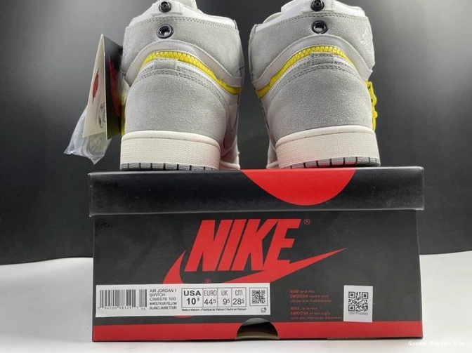 Smoke Air Switch 1 Jordan Light High CW6576-100 0608